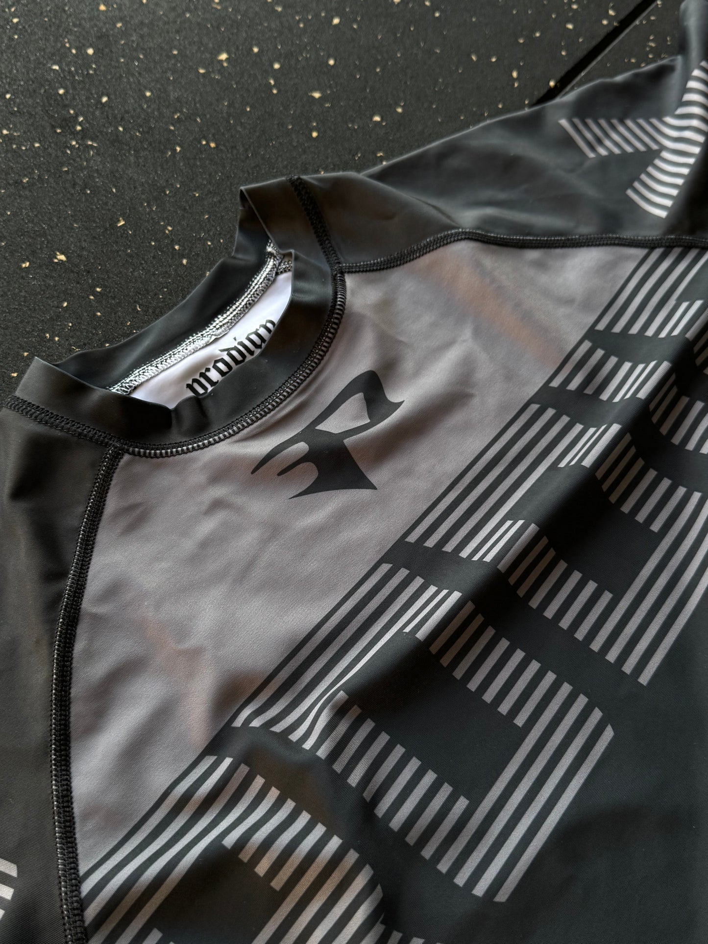 'Stealth' Prodigy Short-Sleeve Rashgaurd
