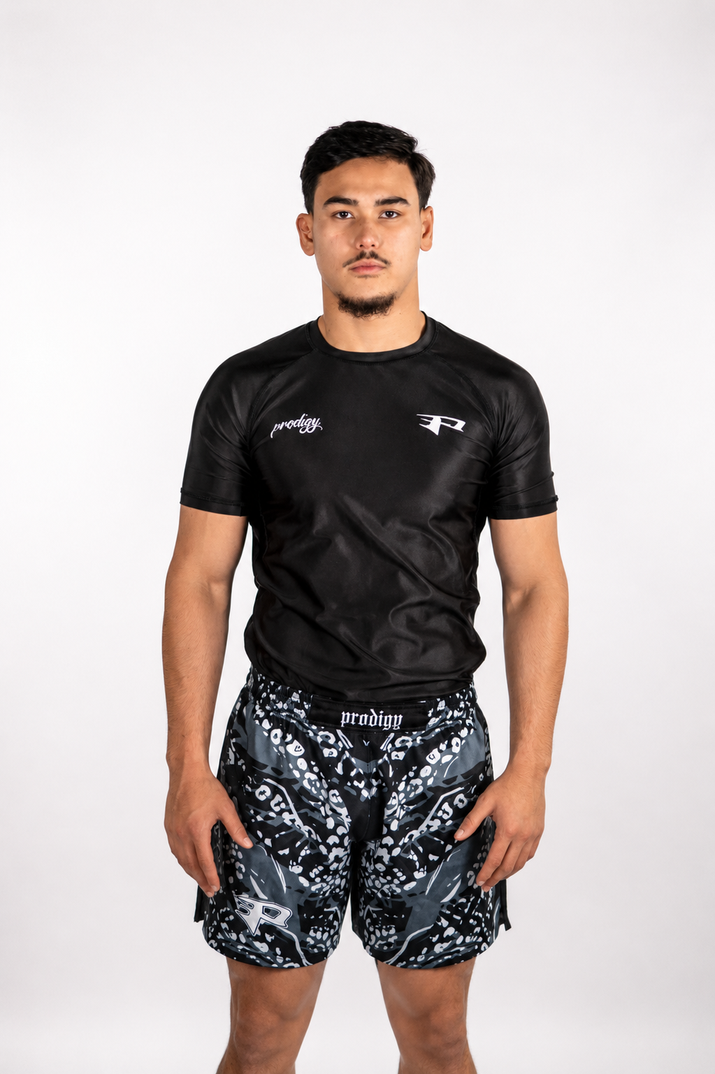 'Pursuit' Rash Guard