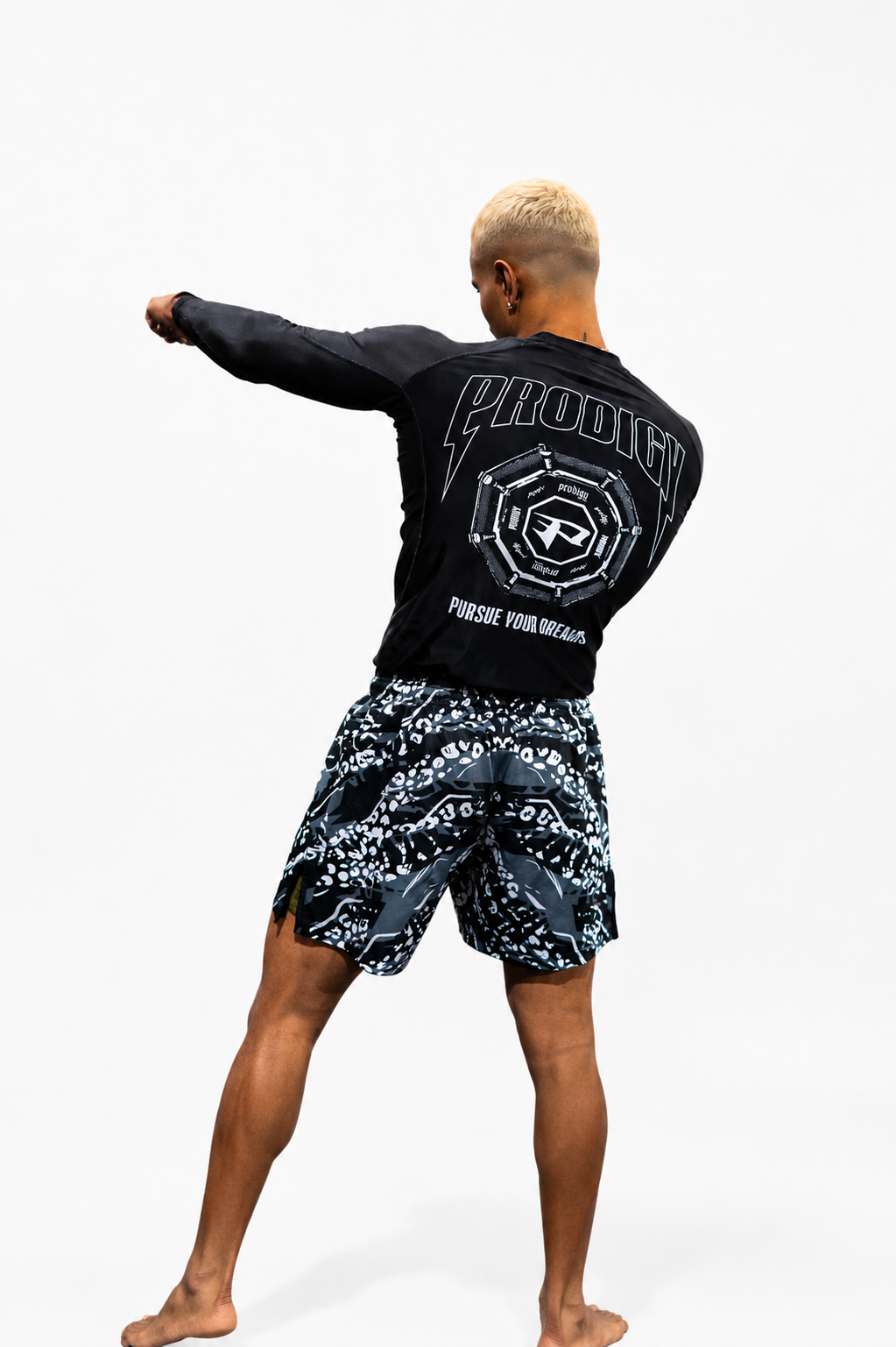 'Pursuit' LS Rash Guard